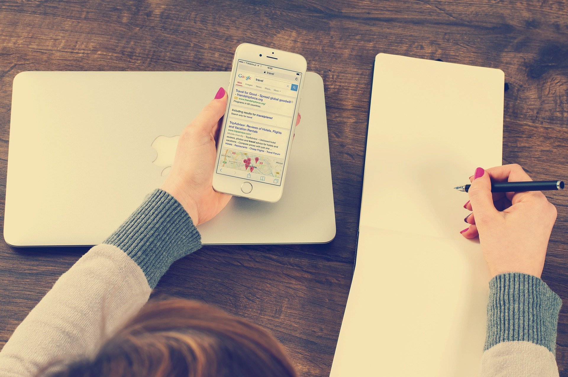 Comment devenir courtier en assurance ? Notre Guide 100% en Ligne