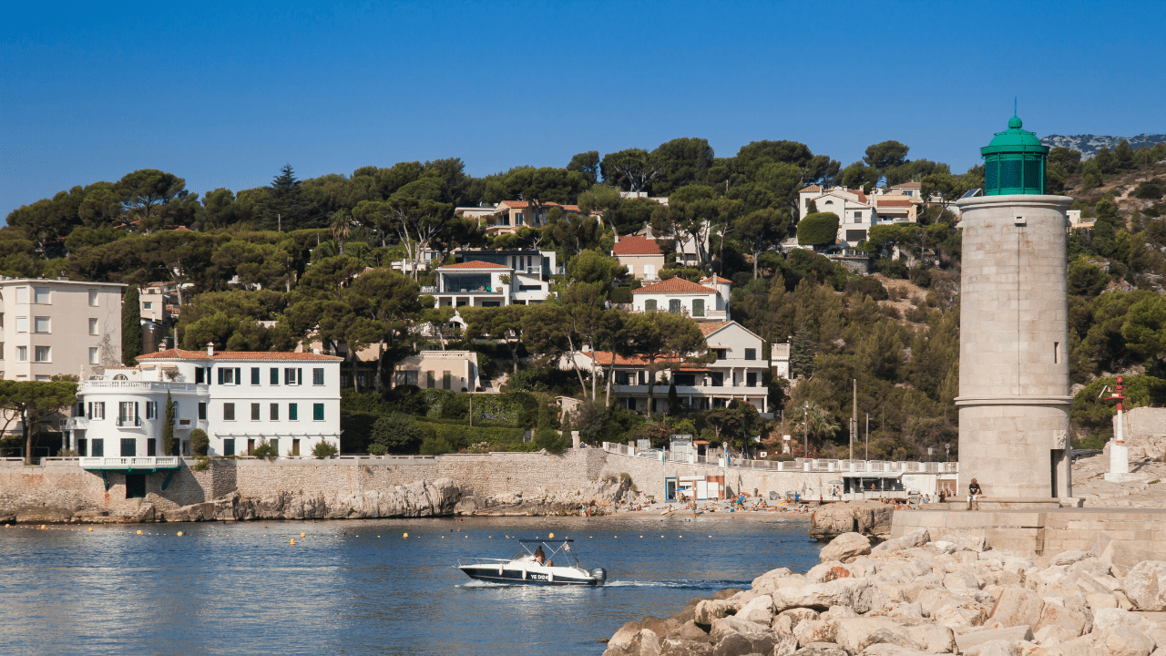 Domicilier une entreprise dans les Bouches-du-Rhone : les avantages